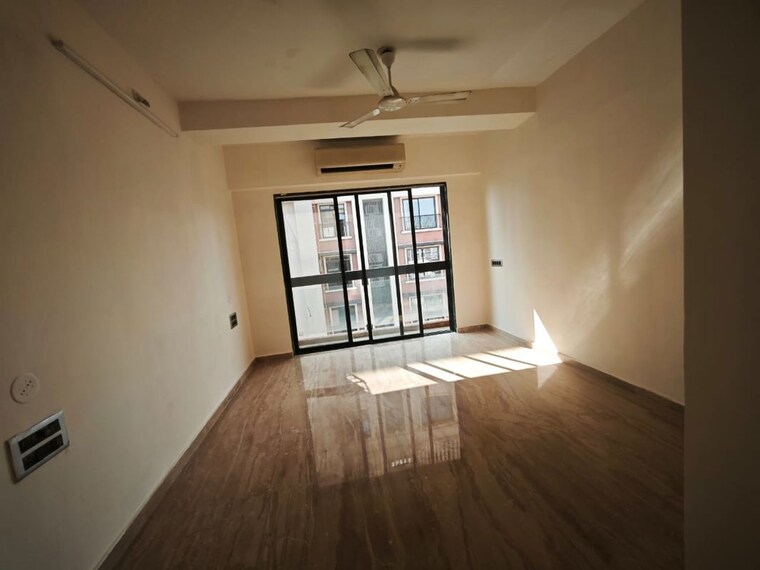 Room, shankar-vilas-chs 4 Bedroom 850 Sq.Ft. Apartment In Chembur Mumbai 9854402