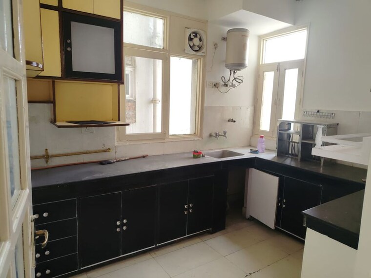 Kitchen, sector 45 4 Bedroom 2750 Sq.Ft. Apartment In Sector 45 Gurgaon 9854387