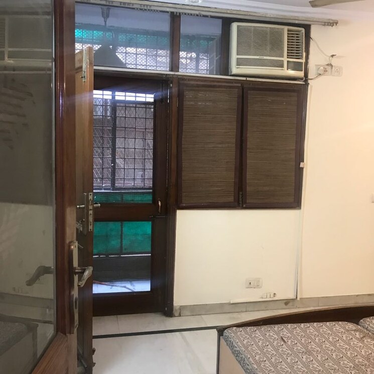 Bedroom, lajpat nagar i 2 Bedroom 900 Sq.Ft. Builder Floor In Lajpat Nagar I Delhi 9854435