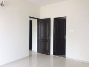 Room in 2 BHK Apartment at Nyati Meadows, Wadgaon Sheri – for Rent