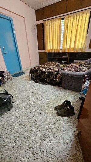 Room in 3 BHK Penthouse at Aundh – for Rent