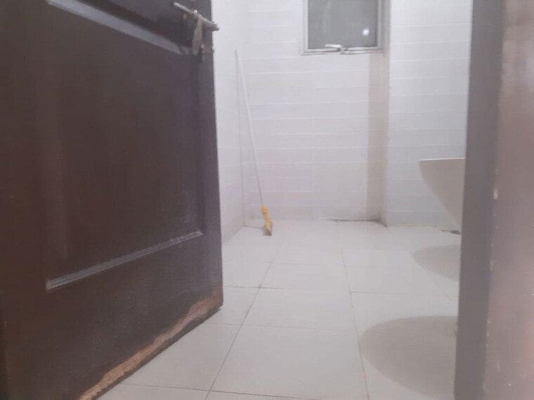 Bathroom, amrapali-zodiac 2 Bedroom 1075 Sq.Ft. Apartment In Sector 120 Noida 9854470