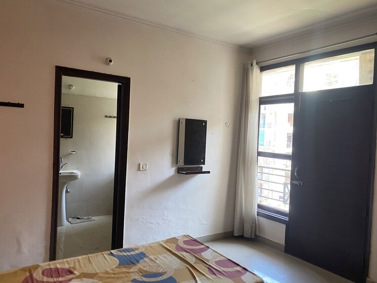 Room, maya-garden-city 2 Bedroom 1352 Sq.Ft. Apartment In Lohgarh Zirakpur 9854471