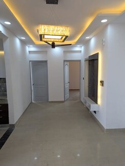 2.5 BHK + Extra Room Apartment For Rent in Raheja Shilas