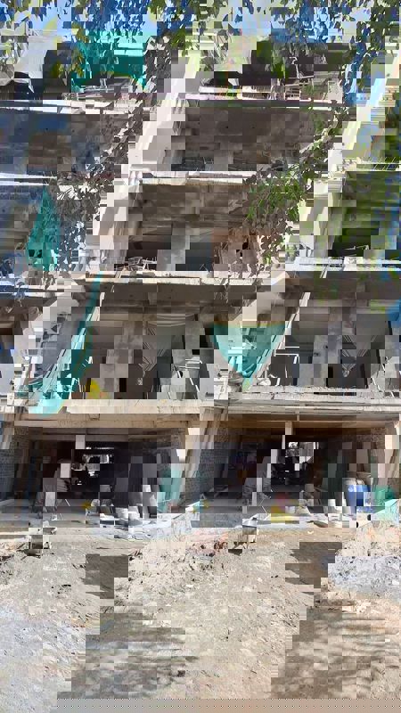 4 BHK Builder Floor For Sale in BPTP District