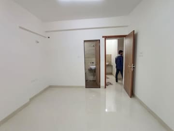 Room in 3 BHK Apartment at Majestic Amarjyoti CHS, Chembur – for Rent