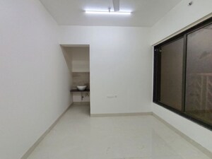 Room in 3 BHK Apartment at Majestic Amarjyoti CHS, Chembur – for Rent