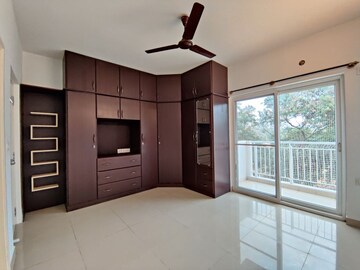 Room in  Apartment at Mantri Webcity, Hennur – for Rent