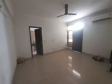 Room in 3 BHK Apartment at Maya Garden City, Lohgarh – for Rent