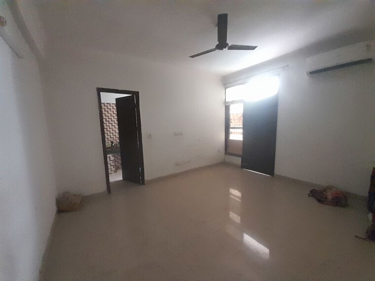 Room, maya-garden-city 3 Bedroom 1852 Sq.Ft. Apartment In Lohgarh Zirakpur 9854484