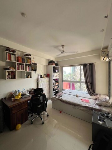 Study Room in 2 BHK Apartment at Godrej Prime, Chembur – for Rent