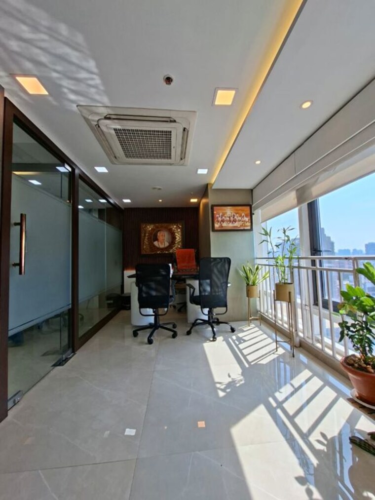 Team Area, sureshwari-it-park Commercial Office Space 584 Sq.Ft. In Borivali West Mumbai 9854494