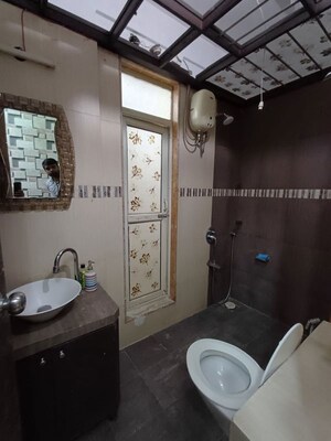 Master Bedroom in 2 BHK Apartment at Ravi Estate, Pokhran Road No One – for Rent