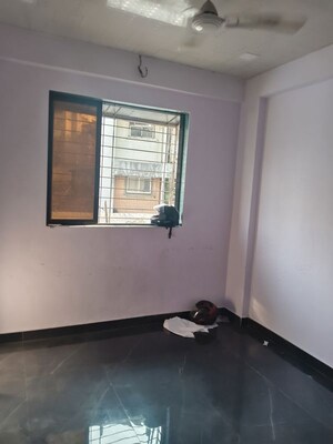 Room in 1 RK Apartment at Vile Parle West – for Rent