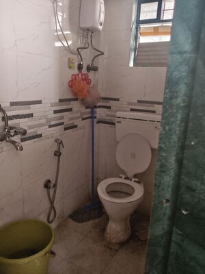 Bathroom in 1 RK Apartment at Vile Parle West – for Rent