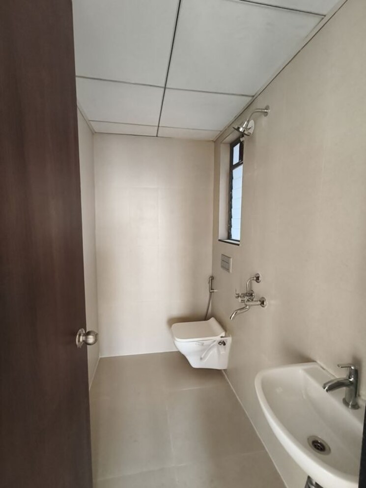 Bathroom, runwal-my-city 1.5 Bedroom 520 Sq.Ft. Apartment In Dombivli East Thane 9854534