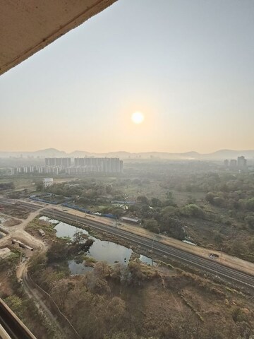 Master Bedroom in 1.5 BHK Apartment at Runwal My City, Dombivli East – for Rent