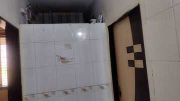 Bathroom in 1 BHK Apartment at Dombivli West – for Rent