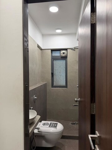 Bathroom in 2 BHK Apartment at Sanghvi Horizon, Borivali East – for Sale