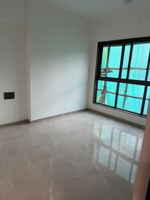 Room in 2 BHK Apartment at Sanghvi Horizon, Borivali East – for Sale