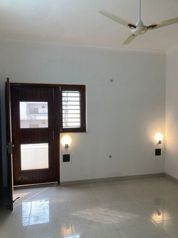 Room in 3 BHK Builder Floor at Spring Field Colony – for Sale