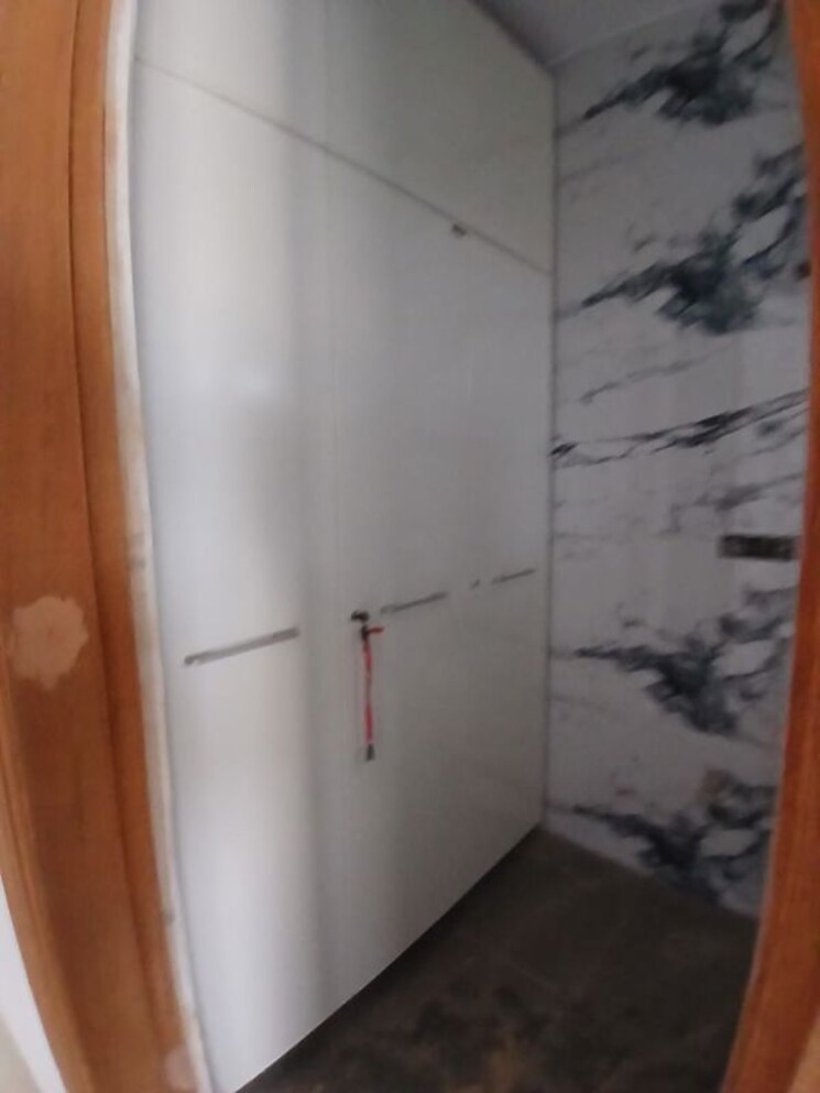 Room, sector 31 3 Bedroom 2250 Sq.Ft. Builder Floor In Sector 31 Faridabad 9854637