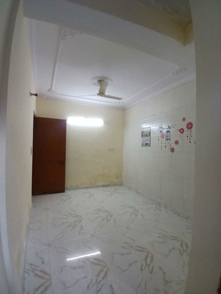 Bathroom, sector 30 2 Bedroom 1600 Sq.Ft. Builder Floor In Sector 30 Faridabad 9854643