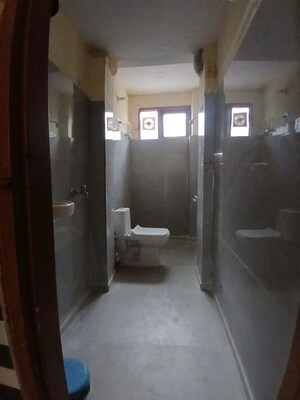 Bathroom in 2 BHK Builder Floor at Sector 30 – for Rent