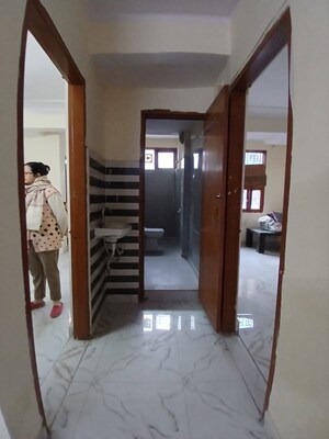 Building Lobby in 2 BHK Builder Floor at Sector 30 – for Rent