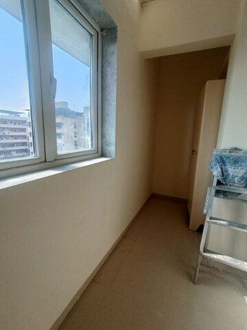 Room in 2 BHK Apartment at Colaba – for Rent