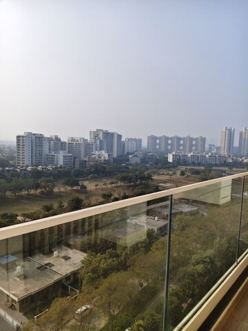 Swimming Pool in 3 BHK Apartment at Kalpataru Vista, Sector 128 – for Rent