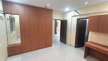 Room in 3 BHK Apartment at Poulomi Avante, Kokapet – for Rent