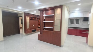 Room in 3 BHK Apartment at Poulomi Avante, Kokapet – for Rent