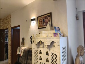 Furnished Amenities in 3 BHK Apartment at Tulip Orange, Sector 70 – for Rent