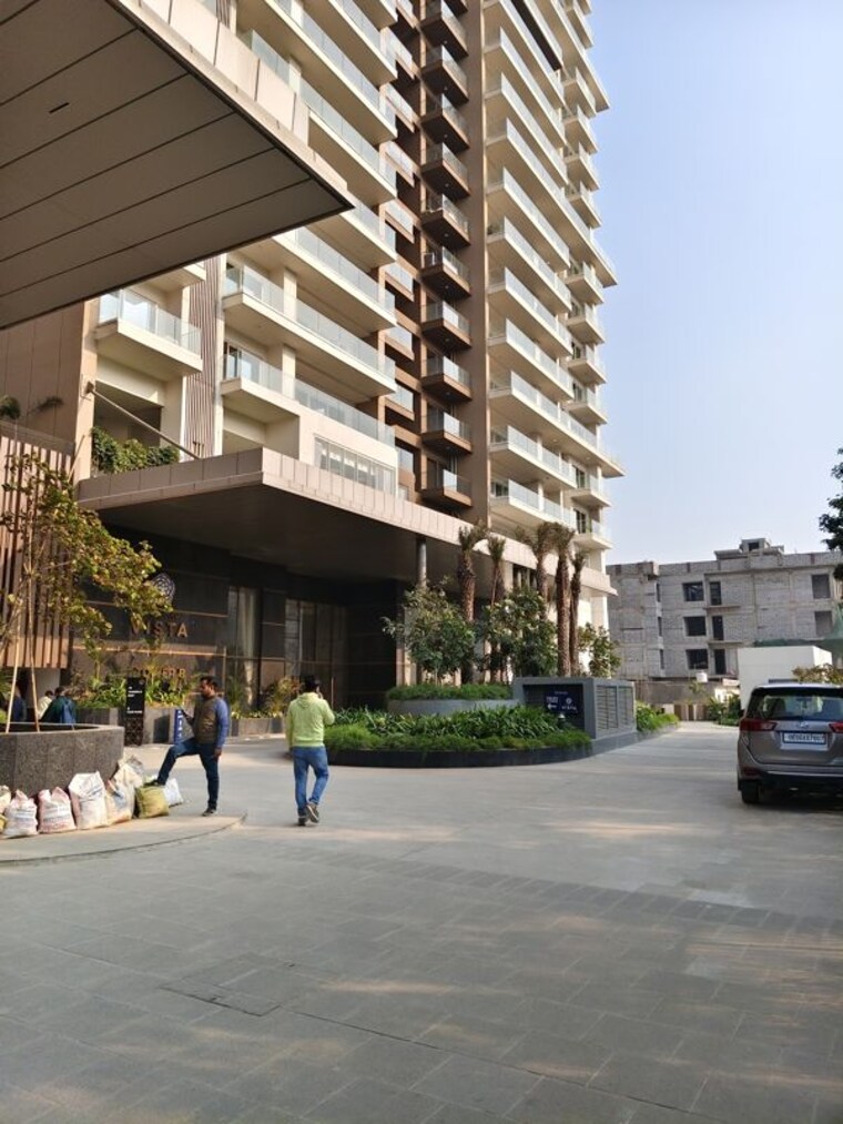 Exterior View, kalpataru-vista 3 Bedroom 3047 Sq.Ft. Apartment In Sector 128 Noida 9854664