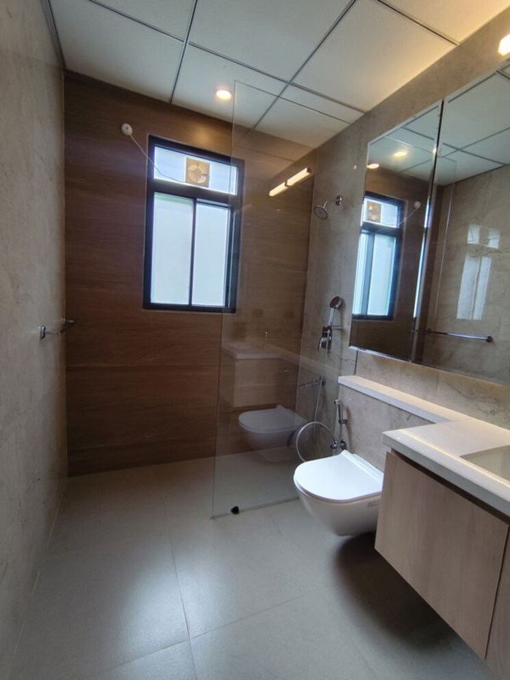 Bathroom, signature-global-daxin-vistas 3 Bedroom 1550 Sq.Ft. Builder Floor In Bhondsi Gurgaon 9854658