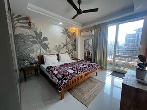 1 BHK Builder Floor For Rent in Sector 42