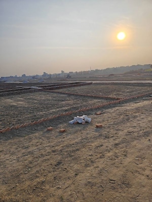  Plot For Sale in Jewar