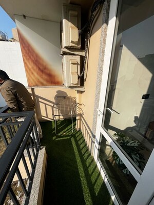 Balcony in 1 BHK Builder Floor at Sector 42 – for Rent