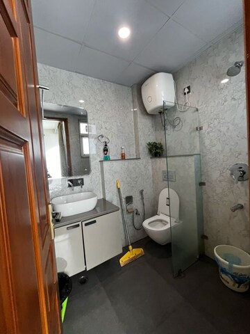 Bathroom in 1 BHK Builder Floor at Sector 42 – for Rent