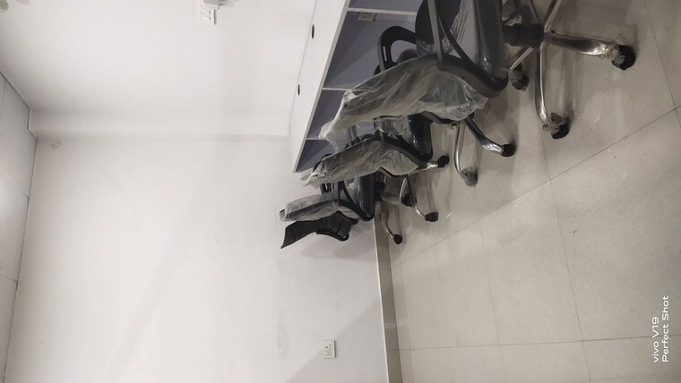 undefined, vibhuti khand Commercial Office Space 450 Sq.Ft. In Vibhuti Khand Lucknow 9854720