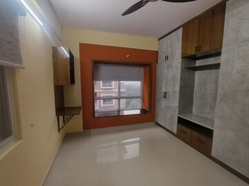 Room in 3.5 BHK Apartment at Anuhar Rami Reddy Towers, Manikonda – for Rent