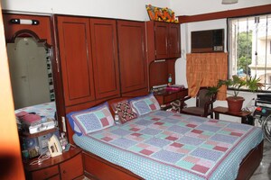Bedroom in 2 BHK Apartment at Minal Apartments, Andheri East – for Rent
