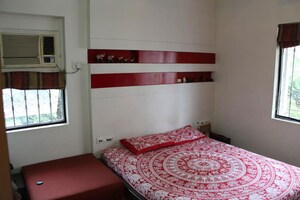 Bedroom in 2 BHK Apartment at Minal Apartments, Andheri East – for Rent