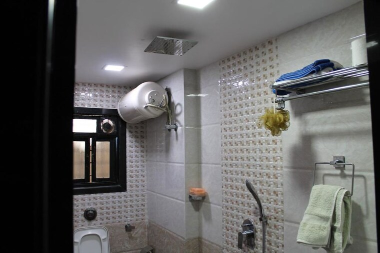 Bathroom, minal-apartments 2 Bedroom 710 Sq.Ft. Apartment In Andheri East Mumbai 9854730