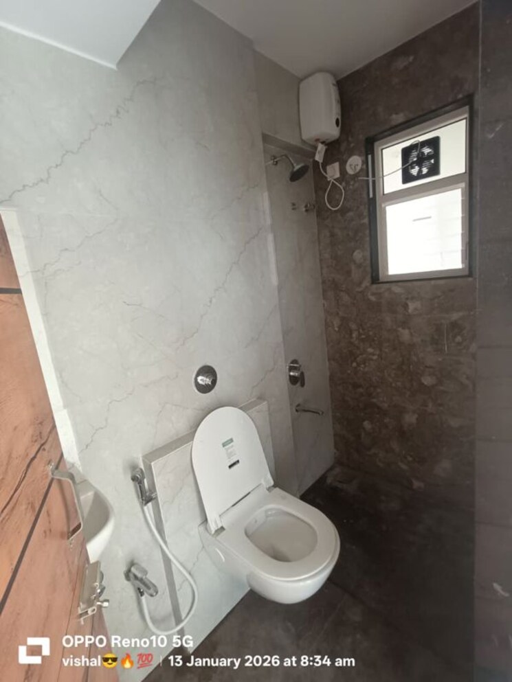 Bathroom, yash-trinity 2 Bedroom 587 Sq.Ft. Apartment In Dadar West Mumbai 9854732