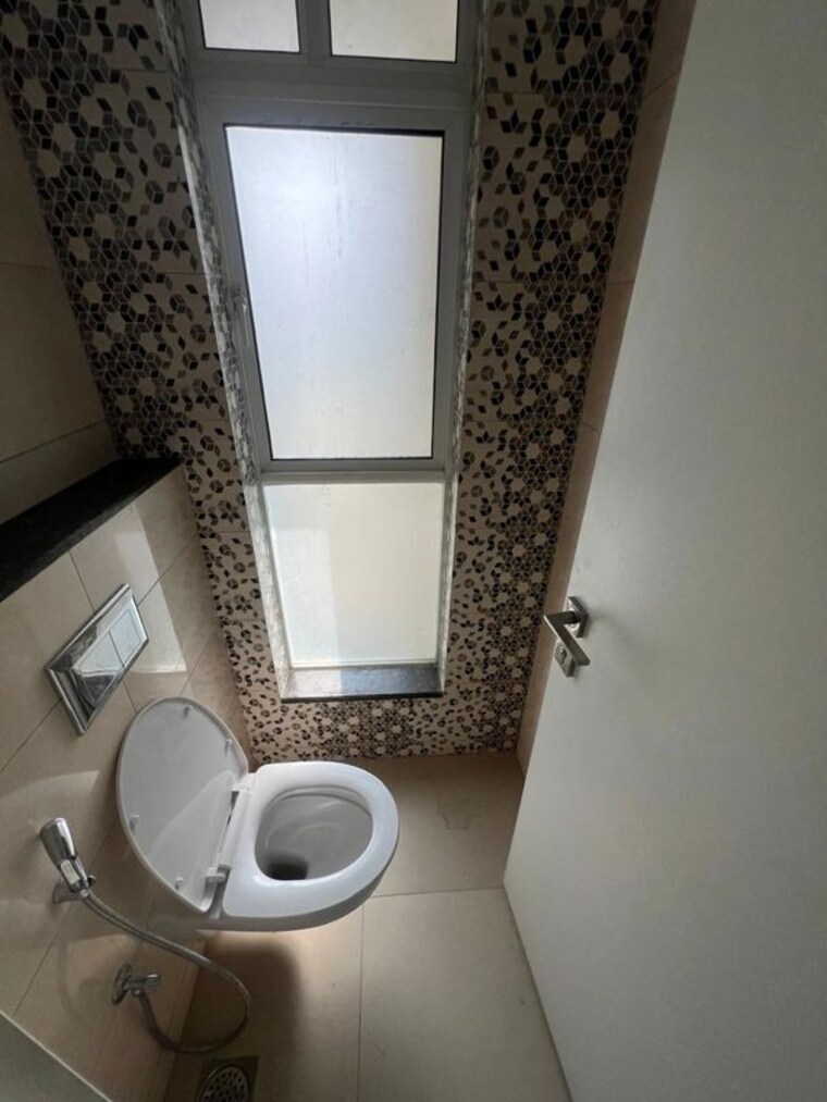 Bathroom, godrej-park-ridge 1 Bedroom 650 Sq.Ft. Apartment In Manjari Pune 9854729