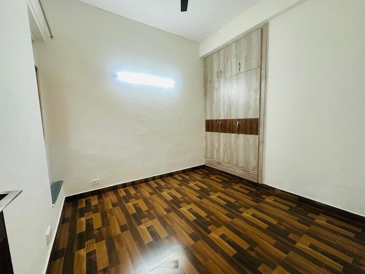 Room, bptp-park-elite-premium 3 Bedroom 1000 Sq.Ft. Apartment In Sector 84 Faridabad 9854735