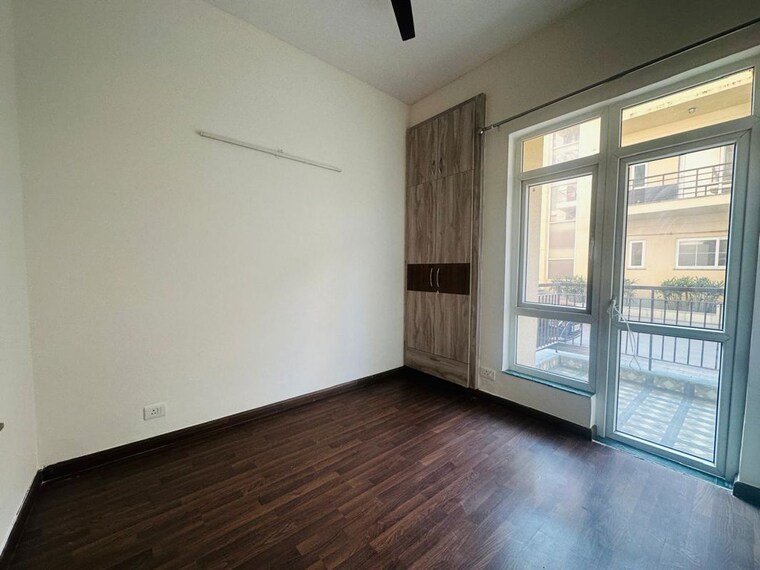 Room, bptp-park-elite-premium 3 Bedroom 1000 Sq.Ft. Apartment In Sector 84 Faridabad 9854735