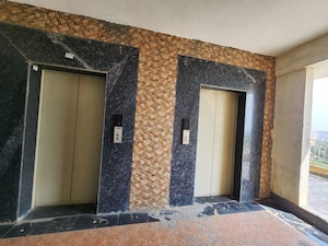 Lift in 2 BHK Apartment at Migsun Roof, Raj Nagar Extension – for Sale